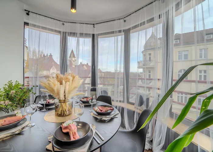 New Large Modern - Center - 60m2 - Lift - Parking